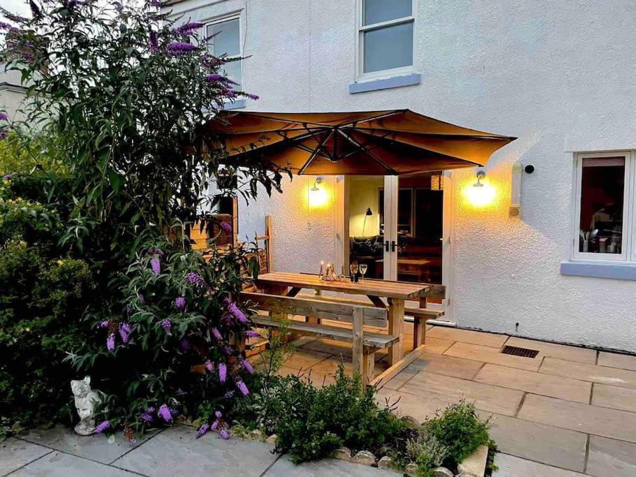 The Hidden House, Dawlish Villa ภายนอก รูปภาพ